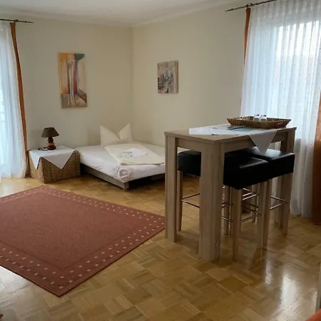 Charlotte Guest house